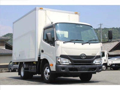 TOYOTA DYNA