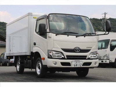 TOYOTA DYNA