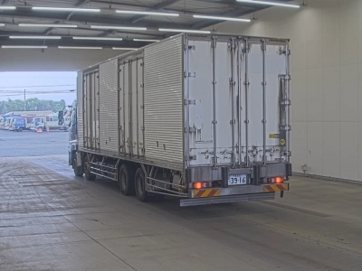 NISSAN DIESEL (UD) QUON