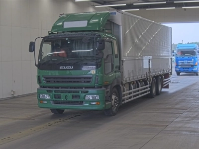 ISUZU GIGA
