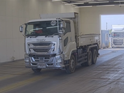 ISUZU GIGA