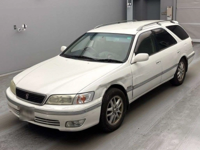 TOYOTA MARK II QUALIS