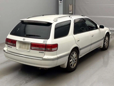 TOYOTA MARK II QUALIS