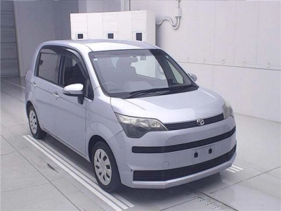 TOYOTA SPADE