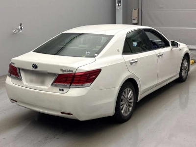 TOYOTA CROWN HYBRID