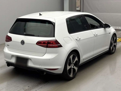 VOLKSWAGEN GOLF  GTI