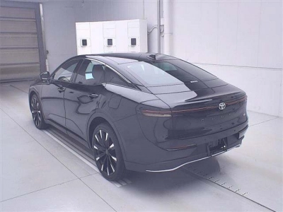 TOYOTA CROWN CROSSOVER