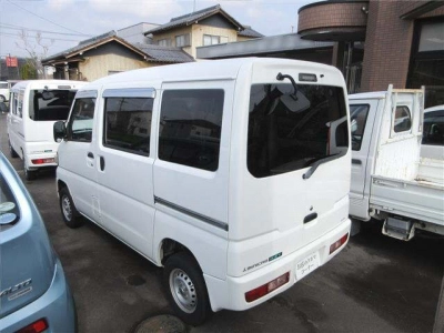 MITSUBISHI MINICAB