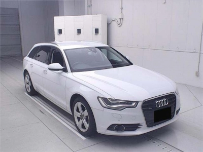 AUDI A6 AVANTE
