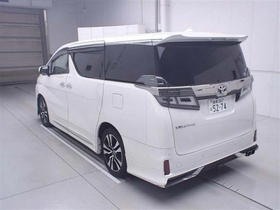 TOYOTA VELLFIRE
