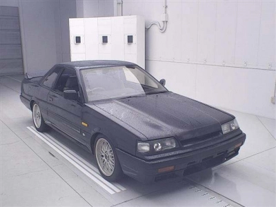 NISSAN SKYLINE