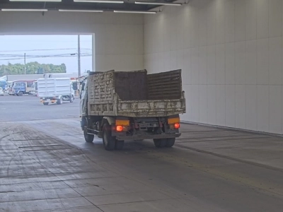 MITSUBISHI FUSO FIGHTER