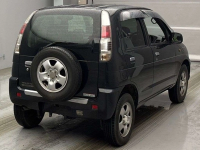 DAIHATSU TERIOS KID