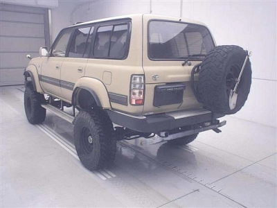 TOYOTA LAND CRUISER 80