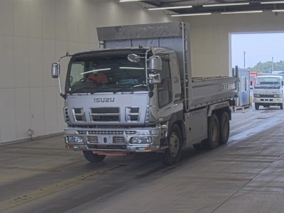 ISUZU GIGA
