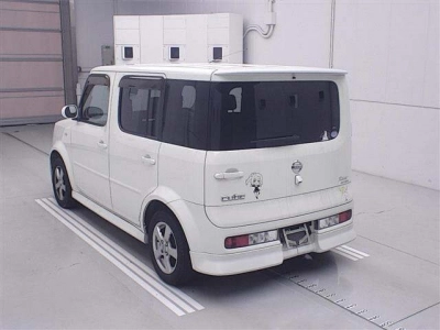 NISSAN CUBE