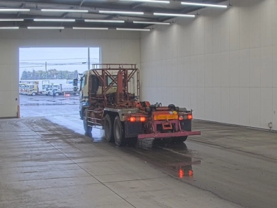 MITSUBISHI FUSO SUPER GREAT