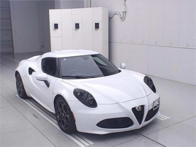 ALFA ROMEO 4C