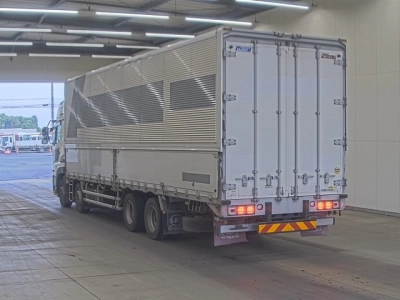 NISSAN DIESEL (UD) QUON