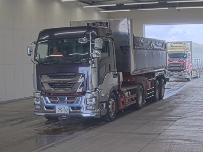 ISUZU GIGA