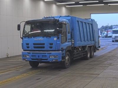 ISUZU GIGA