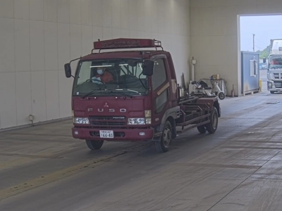 MITSUBISHI FUSO FIGHTER