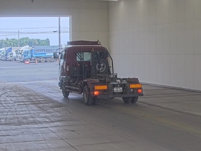 MITSUBISHI FUSO FIGHTER