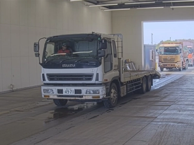 ISUZU GIGA