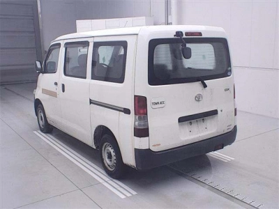 TOYOTA TOWN ACE