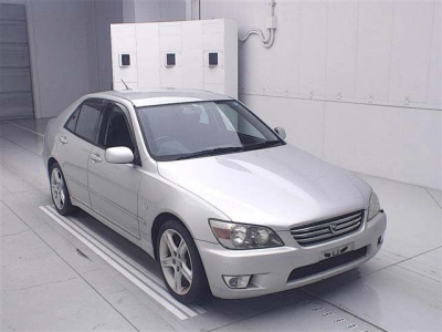 TOYOTA ALTEZZA