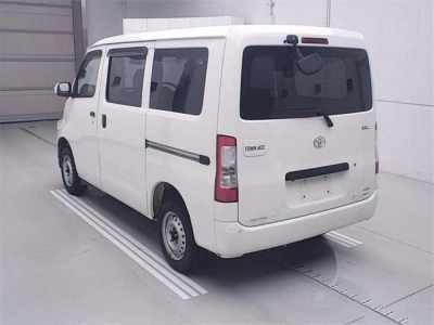 TOYOTA TOWN ACE