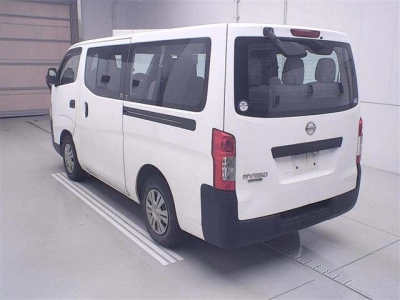 NISSAN NV350 CARAVAN