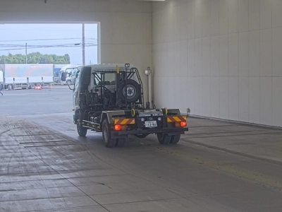 MITSUBISHI FUSO FIGHTER