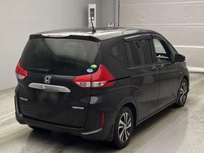 HONDA FREED HYBRID