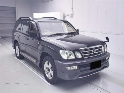 TOYOTA LAND CRUISER 100