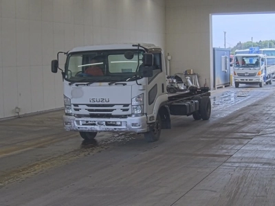 ISUZU FORWARD