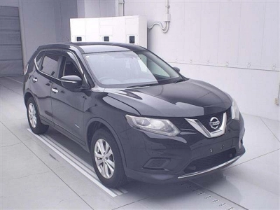 NISSAN X-TRAIL