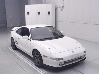 TOYOTA MR2