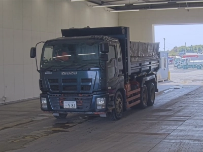 ISUZU GIGA