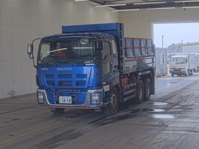 ISUZU GIGA