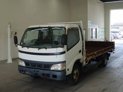 TOYOTA DYNA