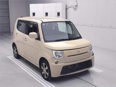 SUZUKI MRWAGON