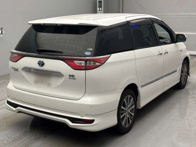 TOYOTA ESTIMA HYBRID