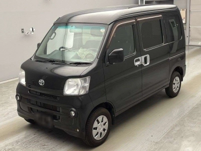TOYOTA PIXIS VAN
