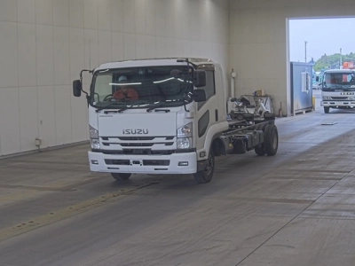 ISUZU FORWARD