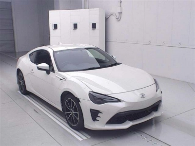 TOYOTA 86
