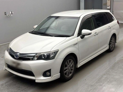 TOYOTA COROLLA FIELDER
