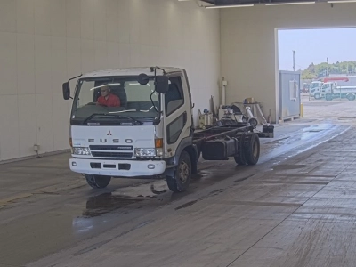 MITSUBISHI FUSO FIGHTER