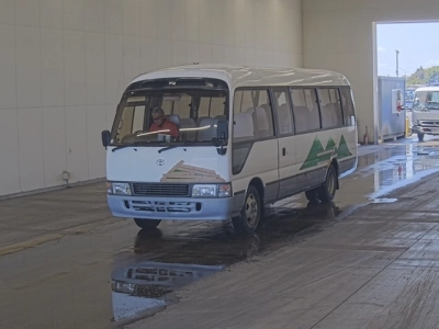 TOYOTA COASTER
