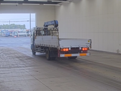 MITSUBISHI FUSO FIGHTER